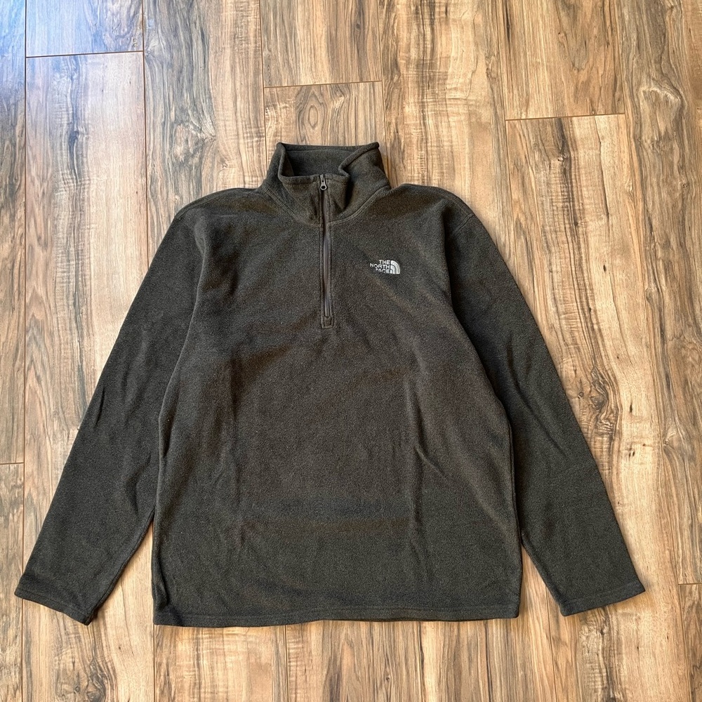 The North Face Polartec Classic 1/4 Zip Fleece Pullover Mens Gray Outdoor. Sz M